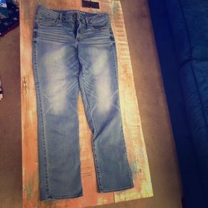 American Eagle women’s straight jeans size 14